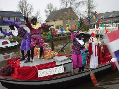 sint2002_07.jpg